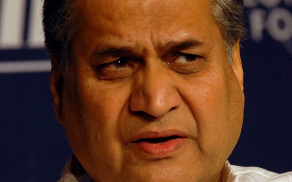 “गूंगी गुड़िया” विवाद पर सुनेत्रा पवार ने तोड़ी चुप्पी; कहा- समय आने पर बोलूंगी