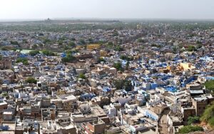 बांदीकुई में विकास परियोजनाओं का लोकार्पण व शिलान्यास — उप मुख्यमंत्री बैरवा ने राजधानी में कार्यक्रम में भाग लिया