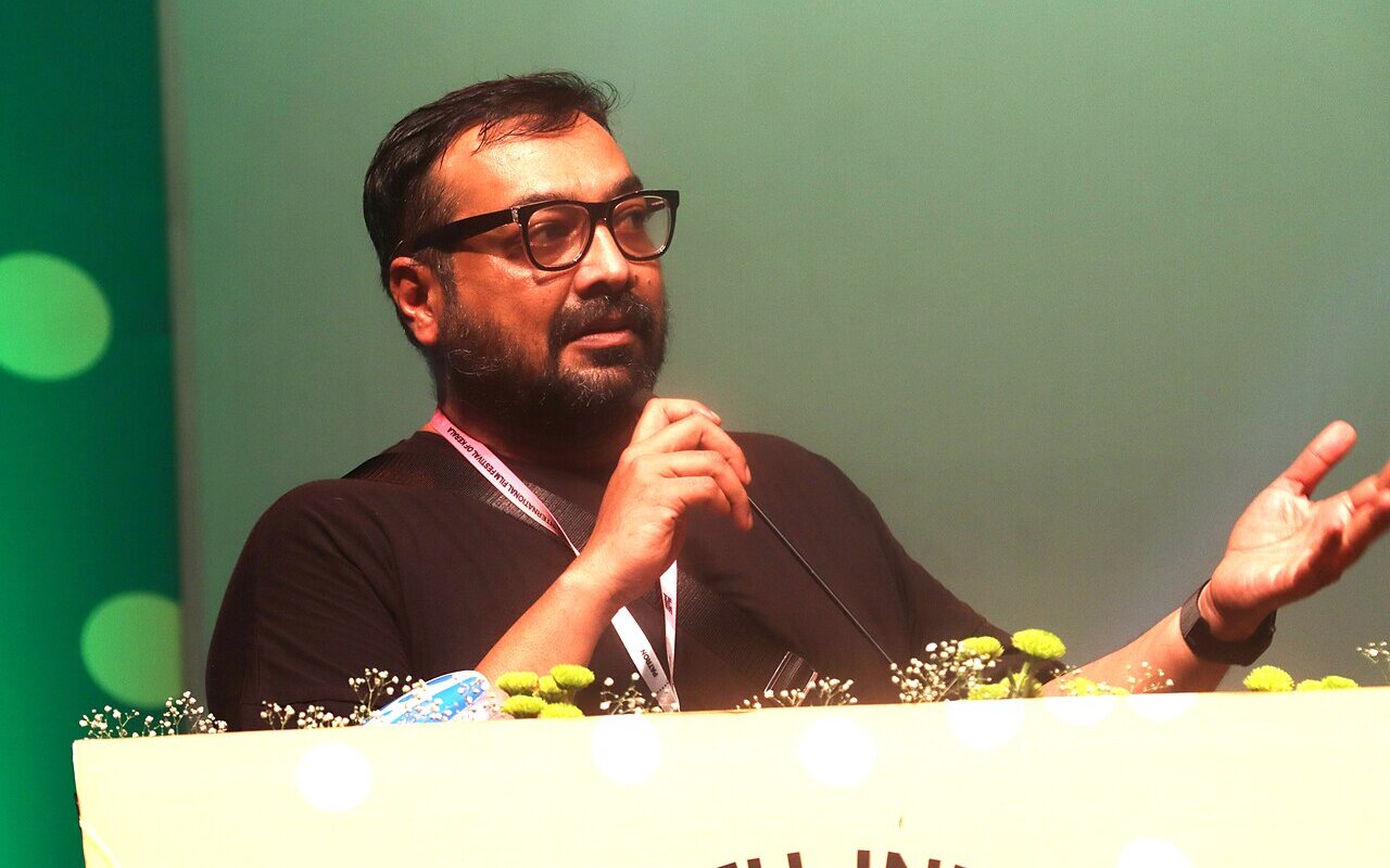 Filmmaker Anurag Kashyap Praises Telugu dramedy « Pallaburusu », Calls It « Unmissable »