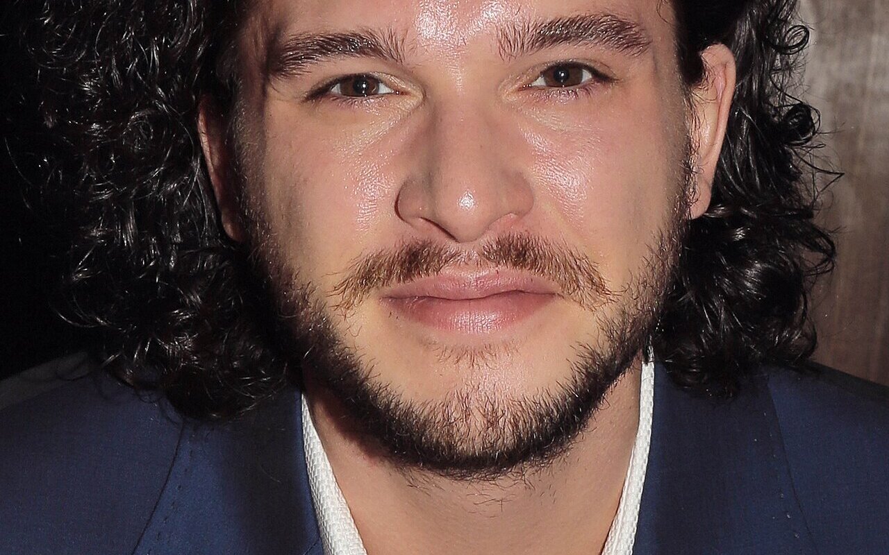 Kit Harington, conocido por Game of Thrones, sería Gilderoy Lockhart en la segunda temporada de la serie « Harry Potter »